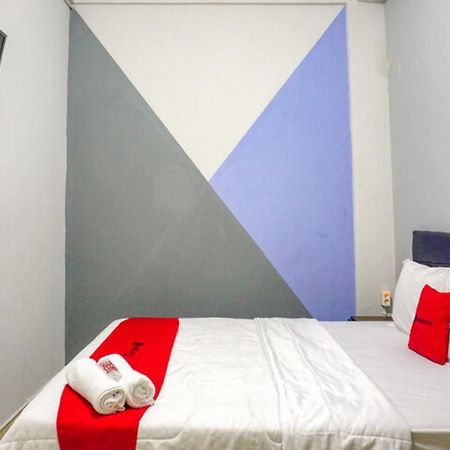 Reddoorz Near Penimbangan Beach Singaraja Εξωτερικό φωτογραφία