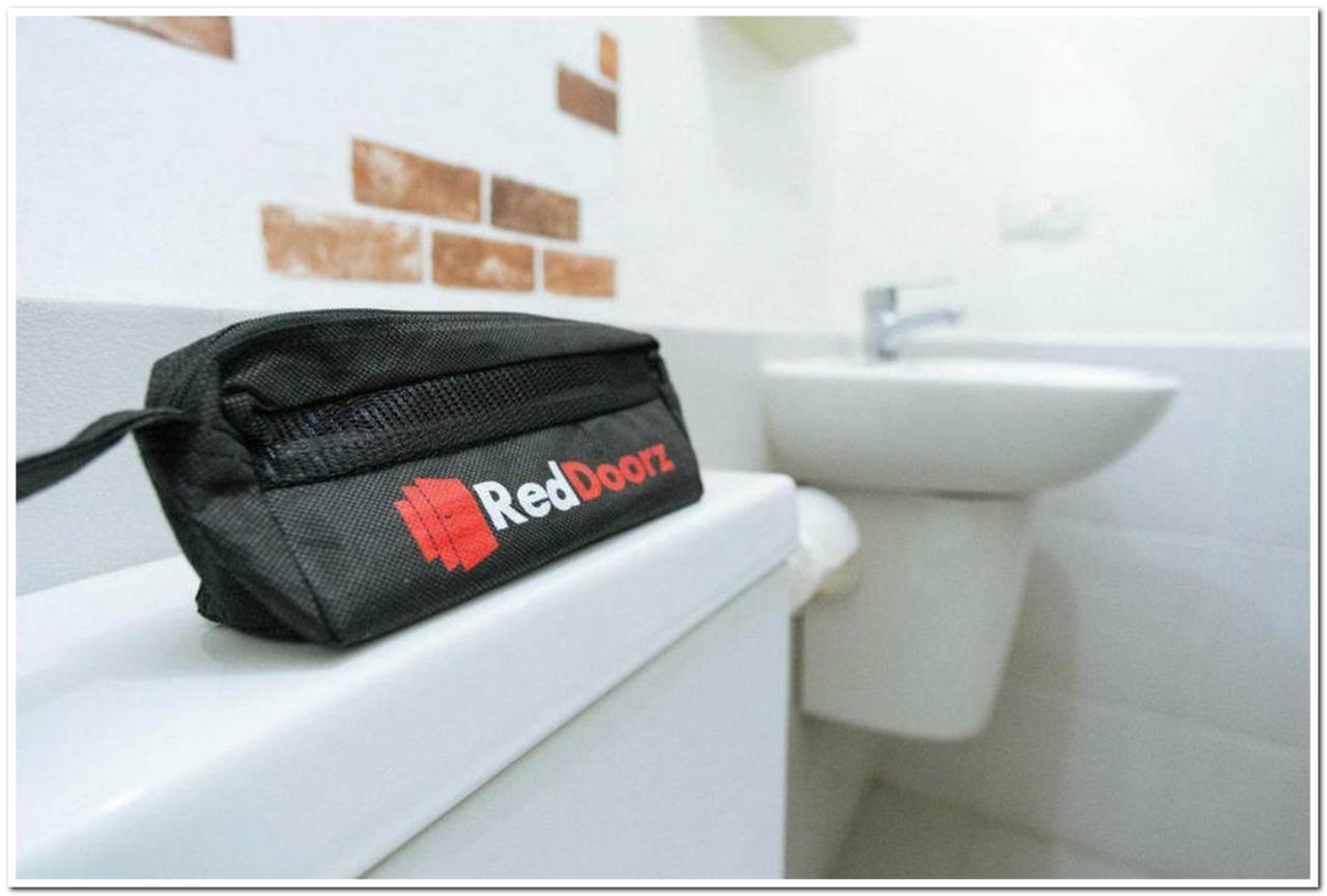 Reddoorz Near Penimbangan Beach Singaraja Εξωτερικό φωτογραφία