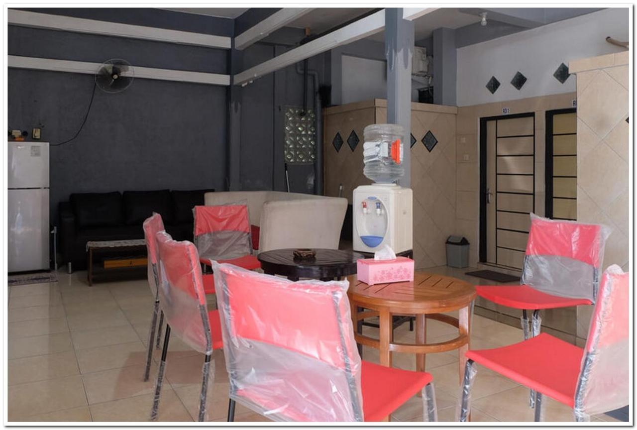 Reddoorz Near Penimbangan Beach Singaraja Εξωτερικό φωτογραφία