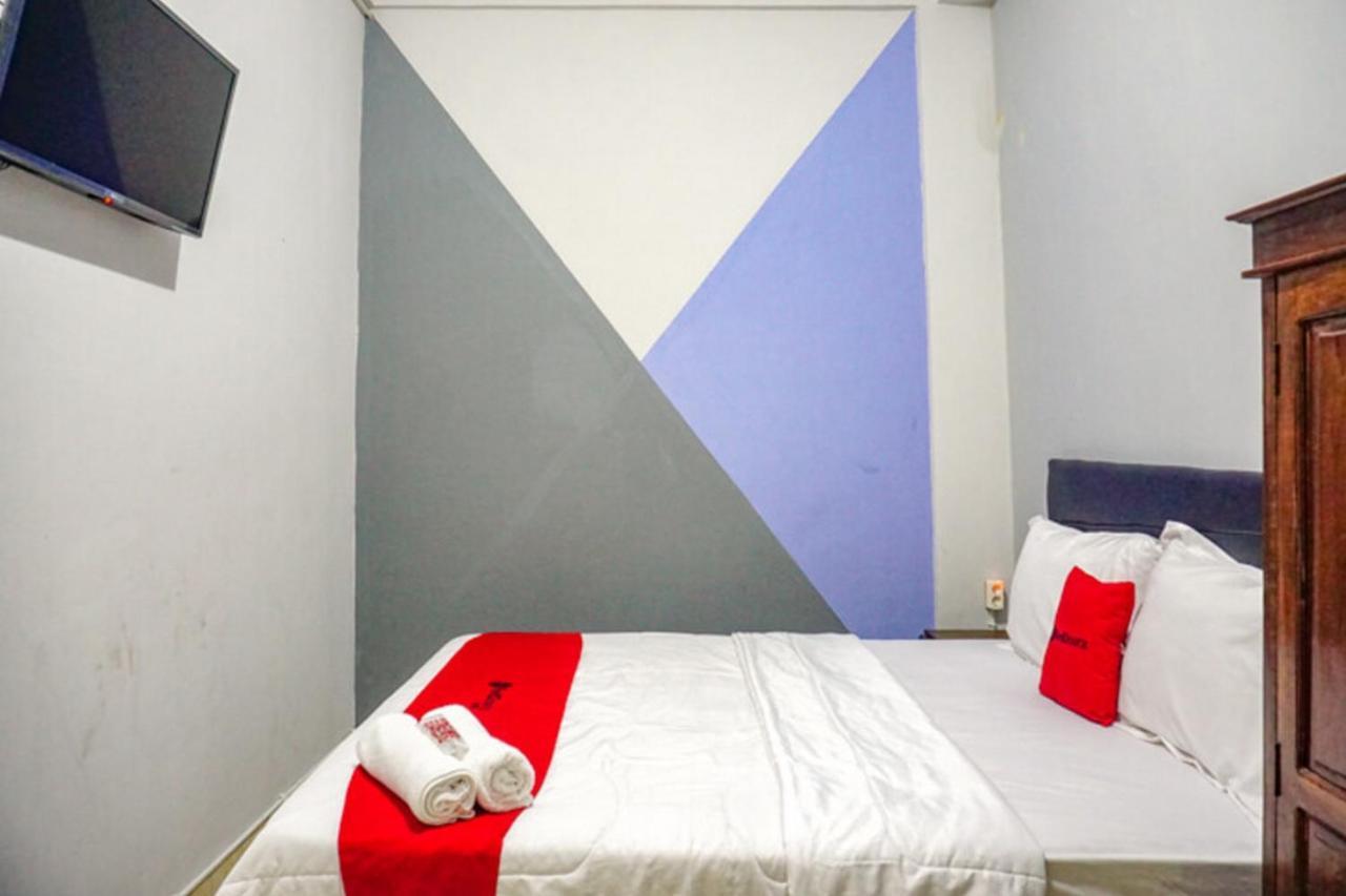 Reddoorz Near Penimbangan Beach Singaraja Εξωτερικό φωτογραφία