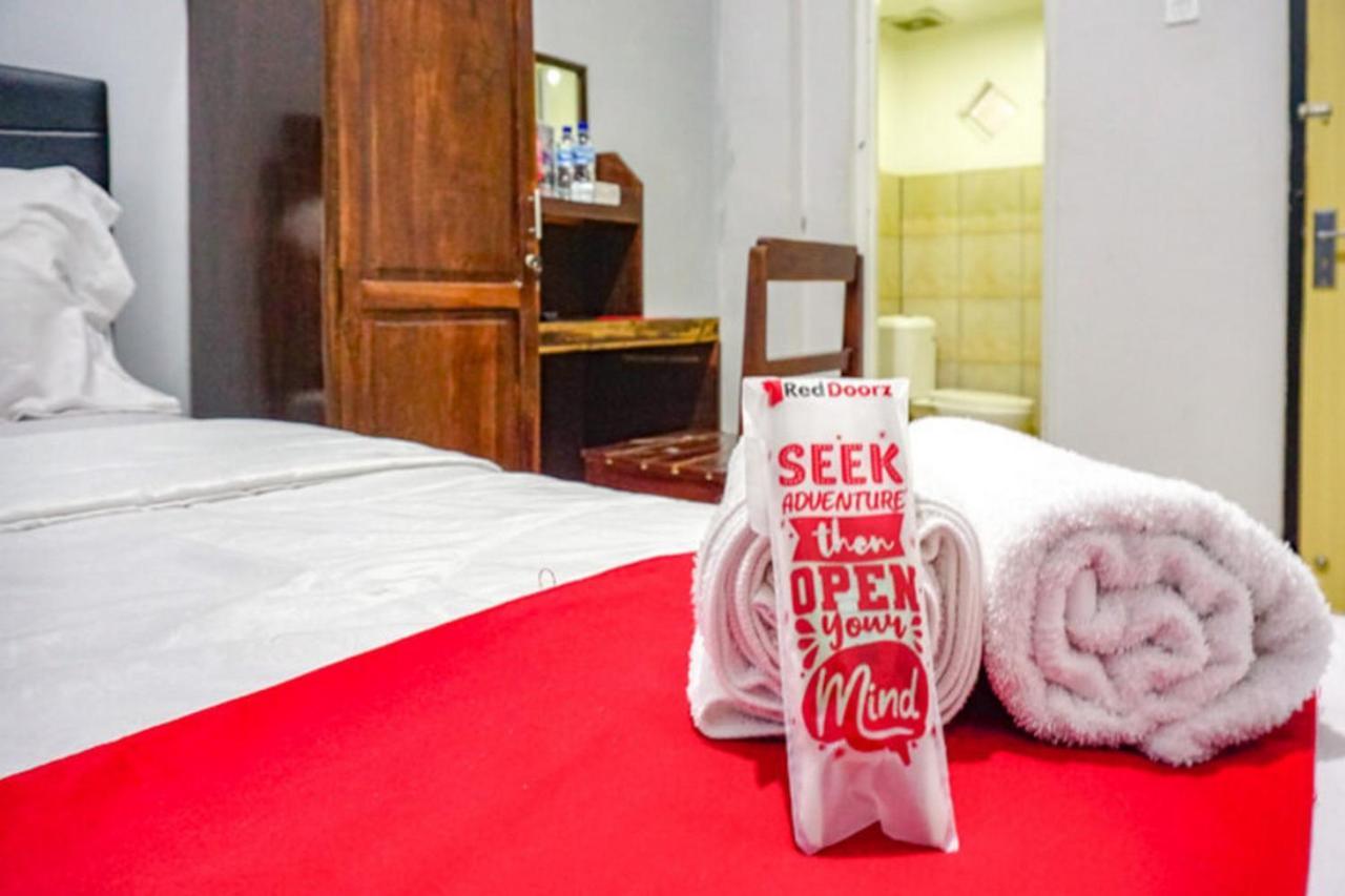Reddoorz Near Penimbangan Beach Singaraja Εξωτερικό φωτογραφία