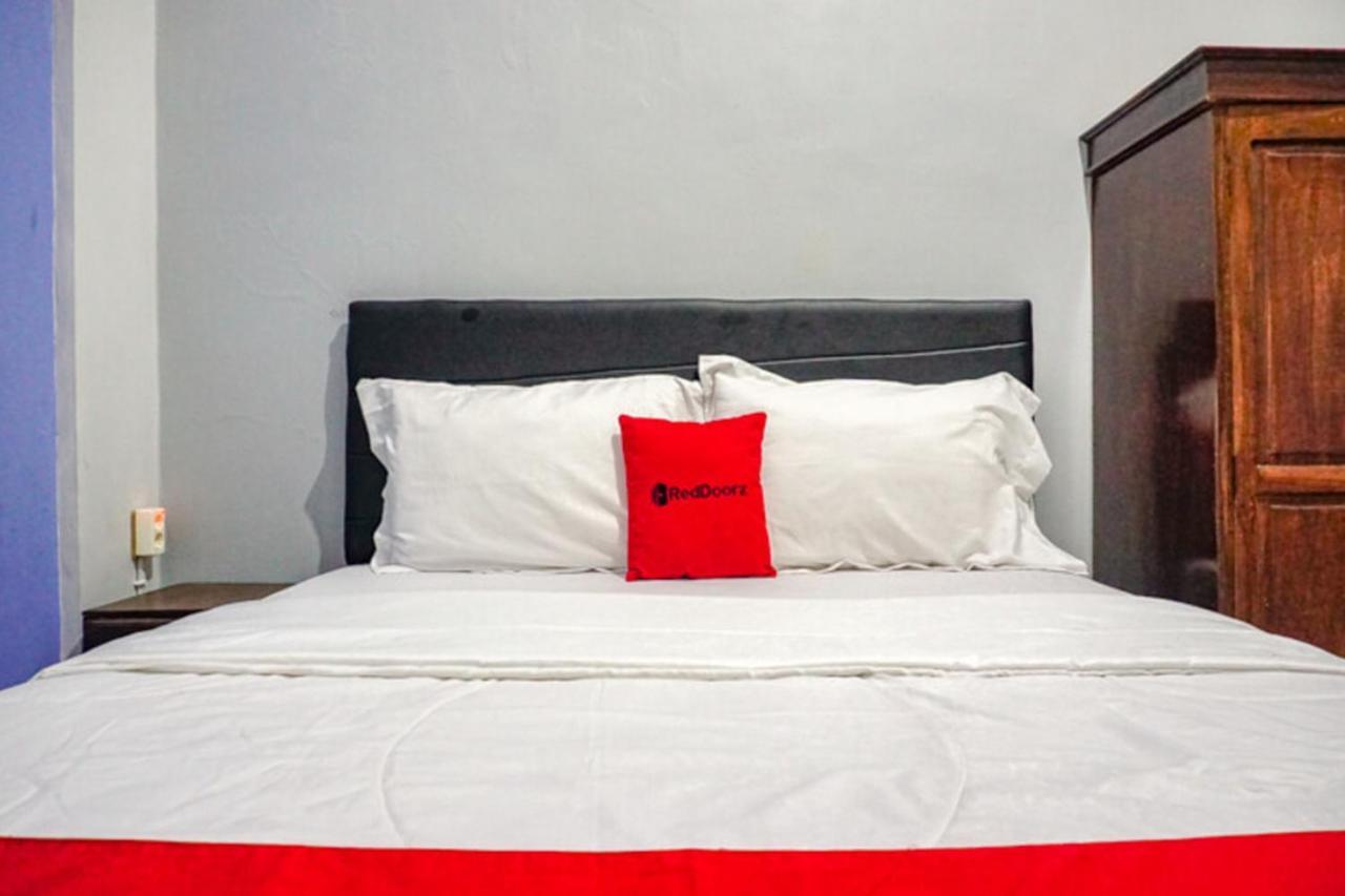 Reddoorz Near Penimbangan Beach Singaraja Εξωτερικό φωτογραφία