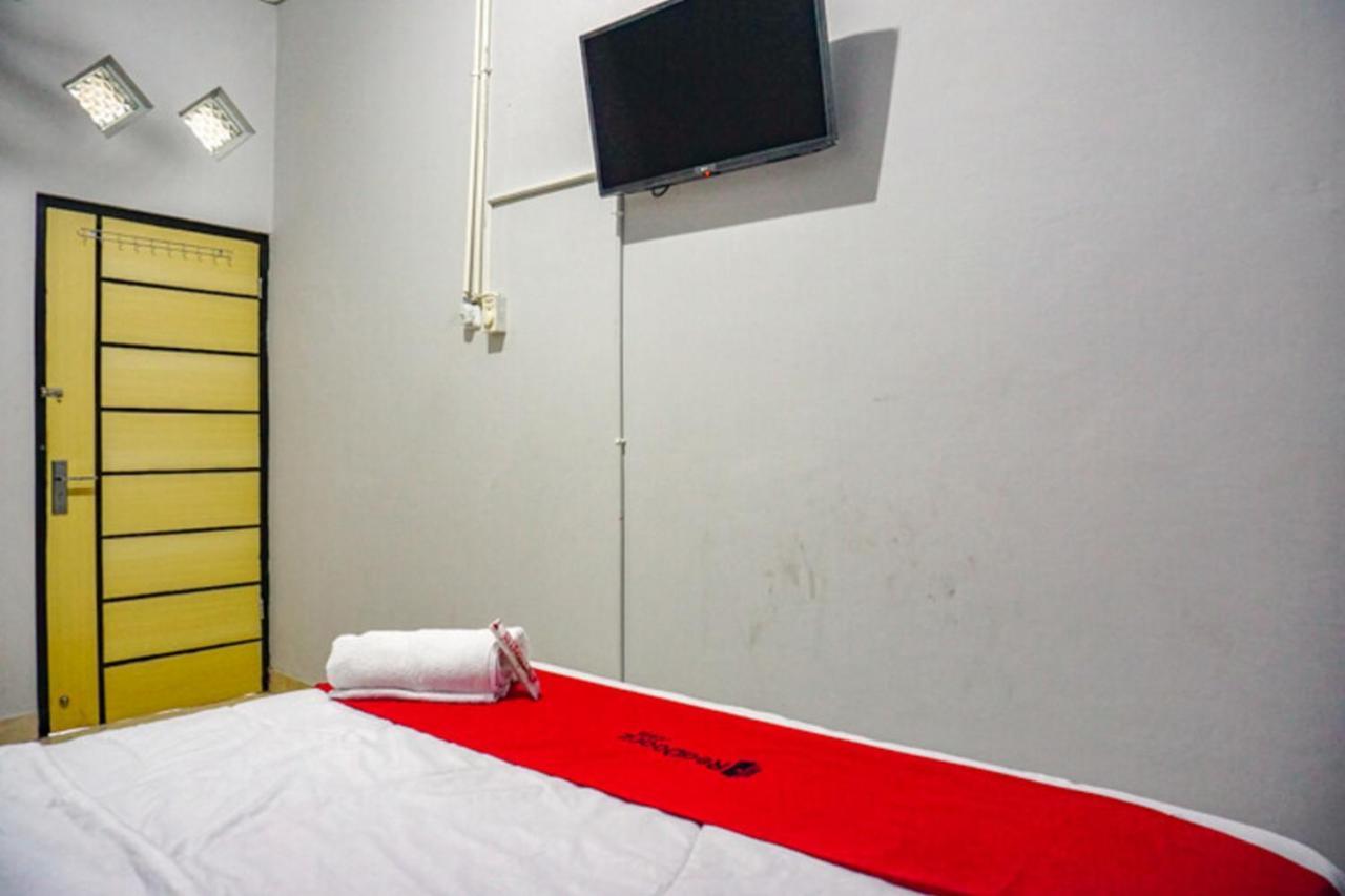 Reddoorz Near Penimbangan Beach Singaraja Εξωτερικό φωτογραφία