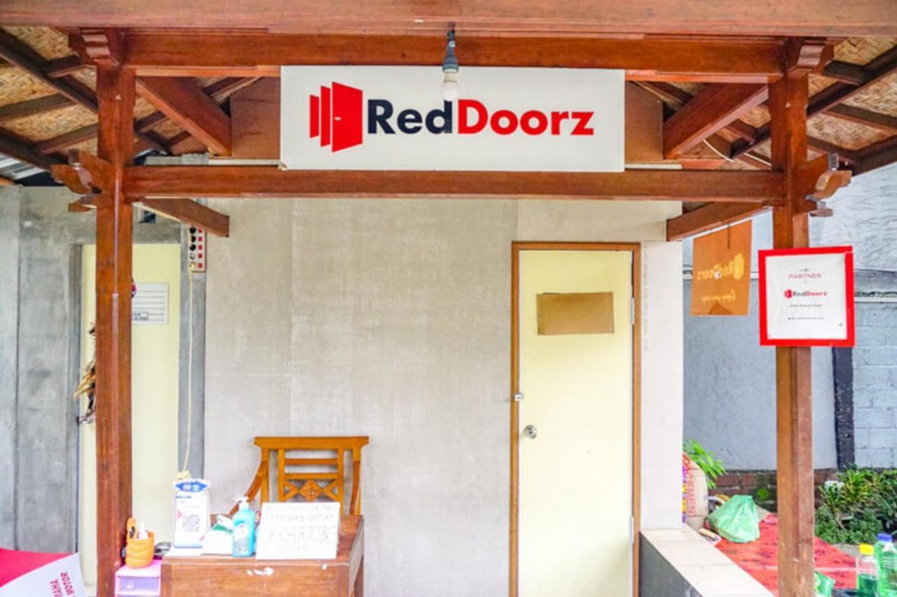 Reddoorz Near Penimbangan Beach Singaraja Εξωτερικό φωτογραφία